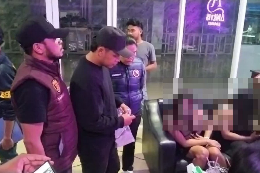 Razia Karaoke, Sejumlah Pengunjung Dites Urine